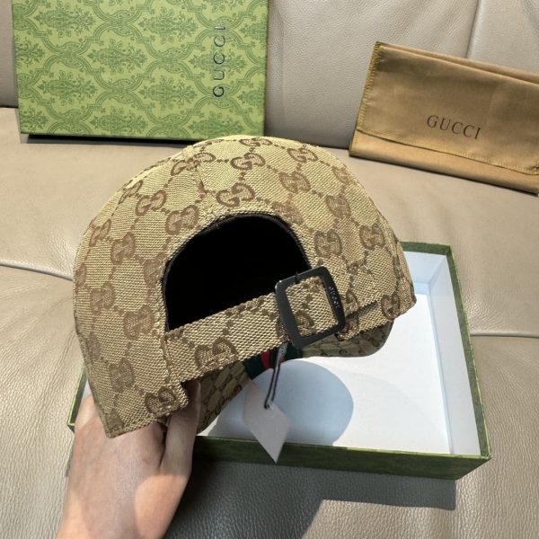 GUCCI GG CANVAS BASEBALL HAT CAMEL AND DARK BROWN 807834 4HBA8 9766