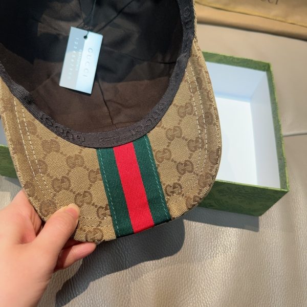GUCCI GG CANVAS BASEBALL HAT CAMEL AND DARK BROWN 807834 4HBA8 9766
