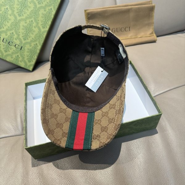 GUCCI GG CANVAS BASEBALL HAT CAMEL AND DARK BROWN 807834 4HBA8 9766
