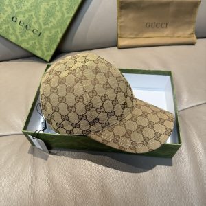 GUCCI GG CANVAS BASEBALL HAT CAMEL AND DARK BROWN 807834 4HBA8 9766