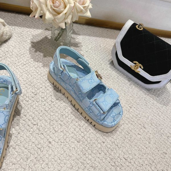 GUCCI WOMEN’S SANDAL WITH DOUBLE G LIGHT BLUE 816630 FAD9G 4956