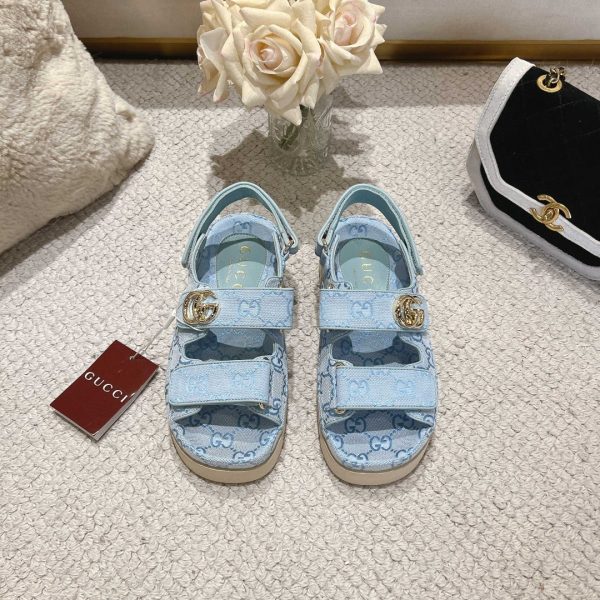 GUCCI WOMEN’S SANDAL WITH DOUBLE G LIGHT BLUE 816630 FAD9G 4956