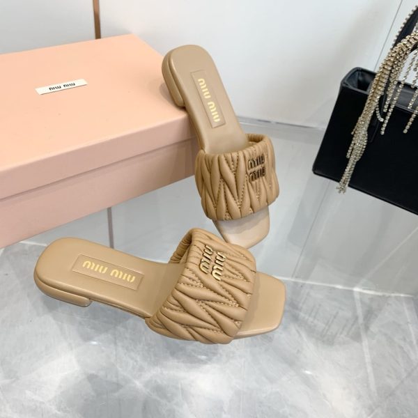 MIUMIU MATELASSÉ NAPPA LEATHER SLIDES SAND BEIGE 5XX605 88T F0036 F 010