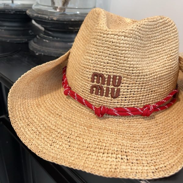 MIUMIU RAFFIA HAT BEIGE AND BURGUNDY 5HC335 2CWE F0Y59