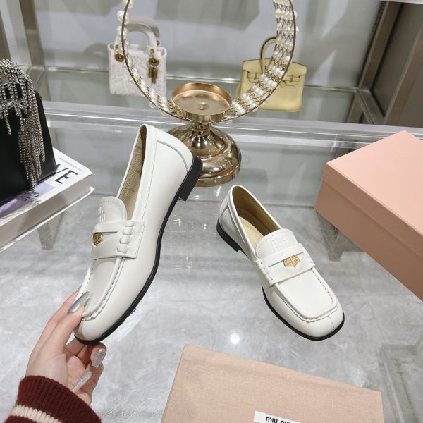 MIUMIU LEATHER LOAFERS WHITE