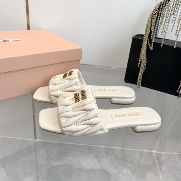 MIUMIU MATELASSÉ NAPPA LEATHER SLIDES WHITE 5XX605 88T F0009 F 010