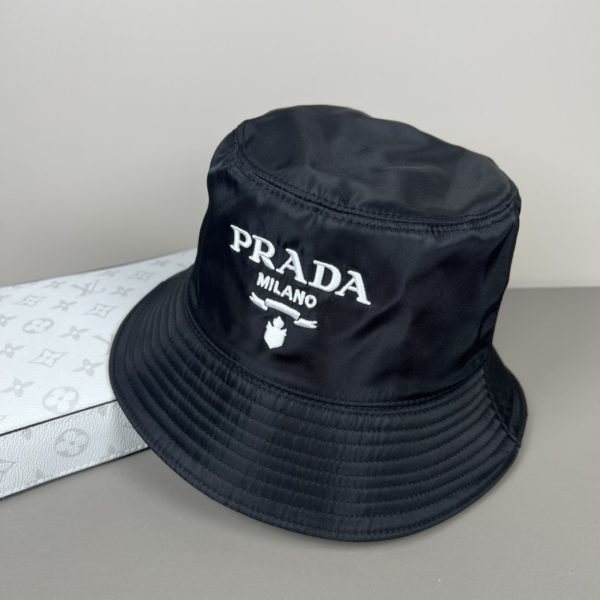 PRADA RE NYLON BUCKET HAT BLACK 2HC137 2CZQ F0967