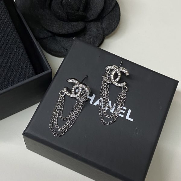 CHANEL STUD EARRINGS WITH CRYSTAL AND MULTI CHAIN IN SILVER TONE