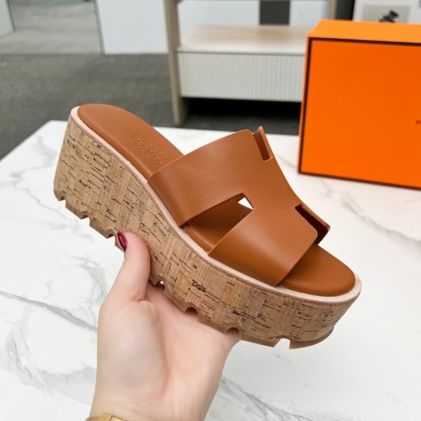 HERMES EZE 30 SANDAL NATURAL H221026Z A3400